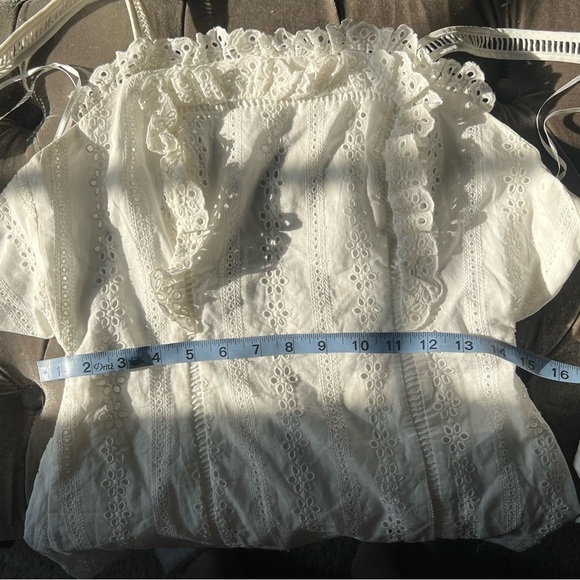 Finders keepers white eyelet lace open back mini dress women’s small - Picture 9 of 13